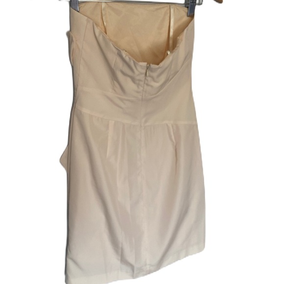 BCBG Sleeveless VINTAGE Dress Light Peach Size 2 Women’s - Picture 2 of 10